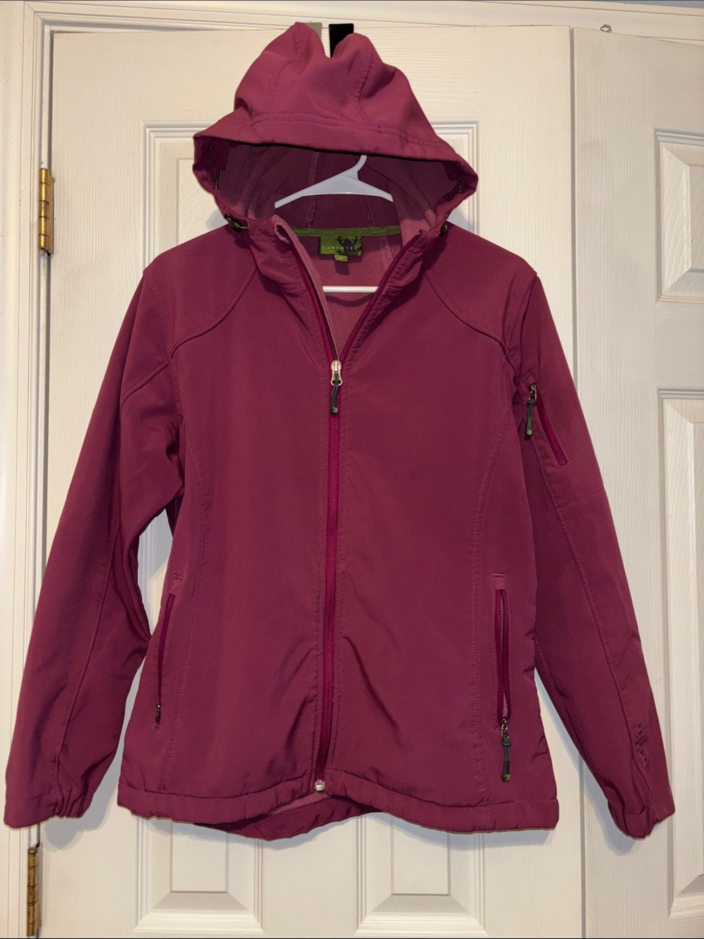 Earth-Tec Softshell Hooded Jacket - Flaws*